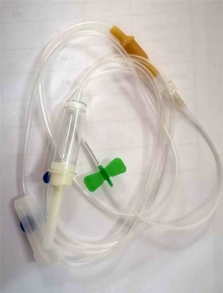 New Style Universal Basic Medical Liquid Infusion Transfusion Tube System IV Infusion Set With Y Site